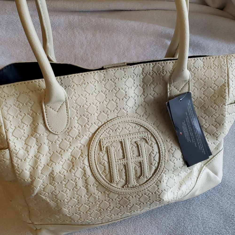 Tommy Hilfiger bag